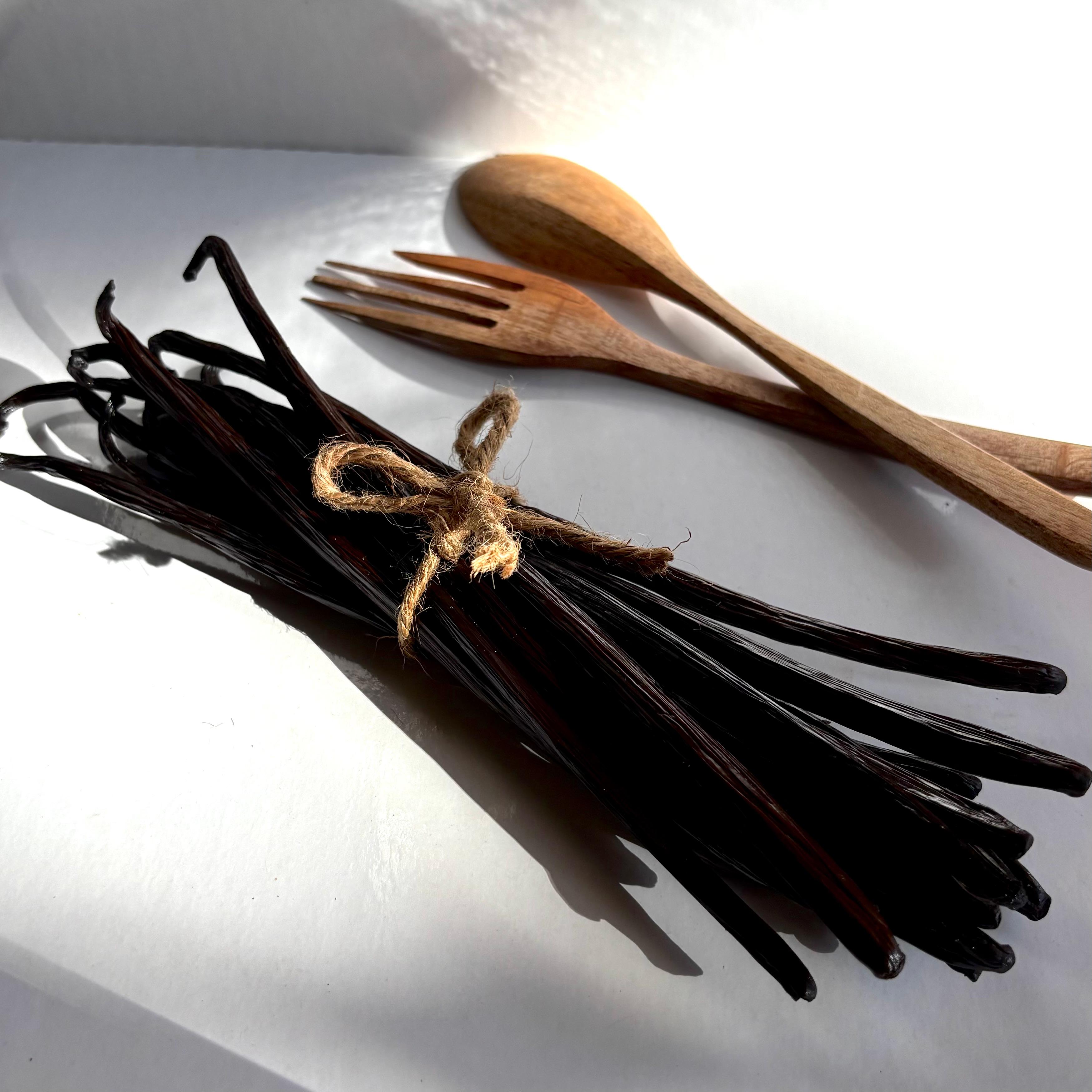 Everyday Grade 14-17cm Planifolia vanilla beans from Indonesia
